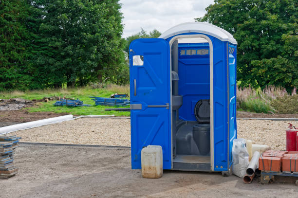 Best Portable Restroom Setup and Delivery  in Asbury Lake, FL